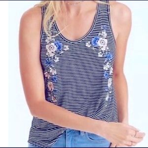 AEO S Tank-✨Free with bundle purchase✨
